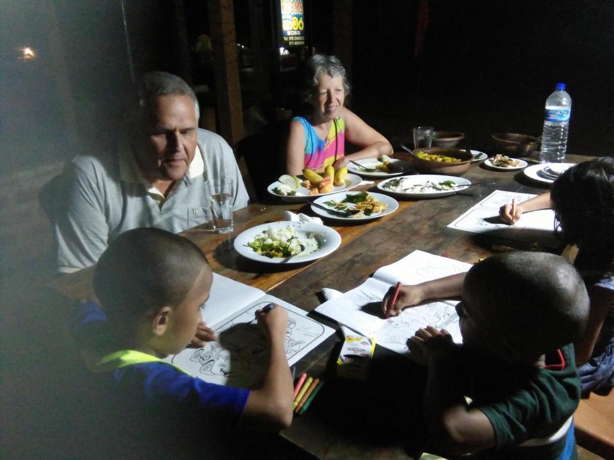Gimanhala Cottage & Cookary Class Holambra Exterior foto